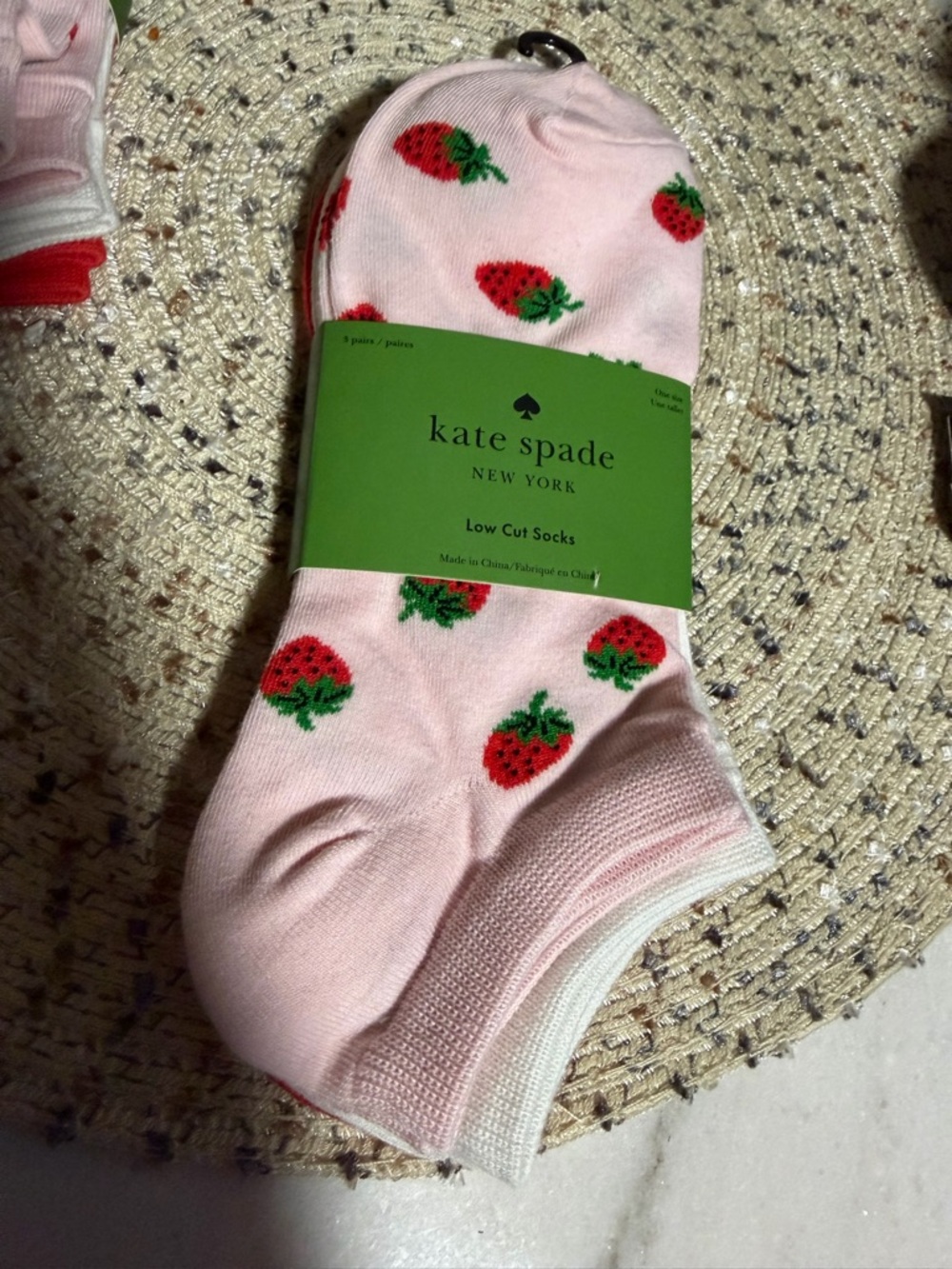 kate spade 3pair  Strawberry Low Cut Socks - Picture 3 of 7